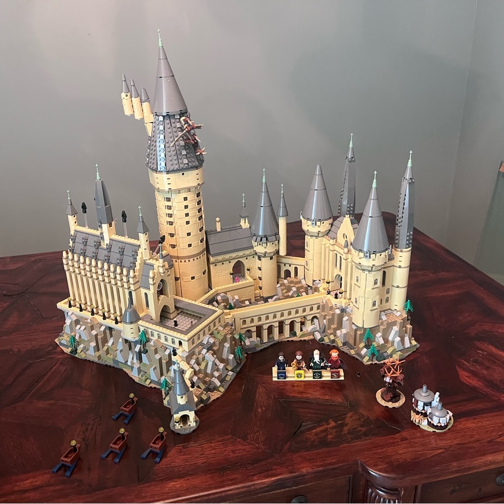 LEGO Hogwarts Castle
